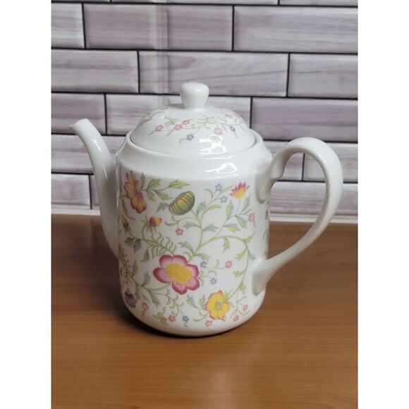 Avignon by TOSCANY Teapot  - Picture 3 of 8